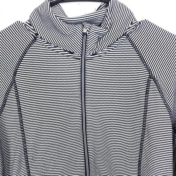 Athleta Jacket Womens S Half Zip Nautical Stiles Long Sleeve Thumb holes - Picture 3 of 8